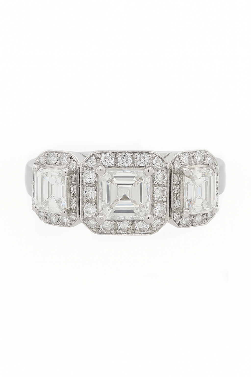 Vitrine Square Lab Grown Diamond Engagement Ring