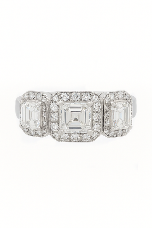 Vitrine Square Lab Grown Diamond Engagement Ring